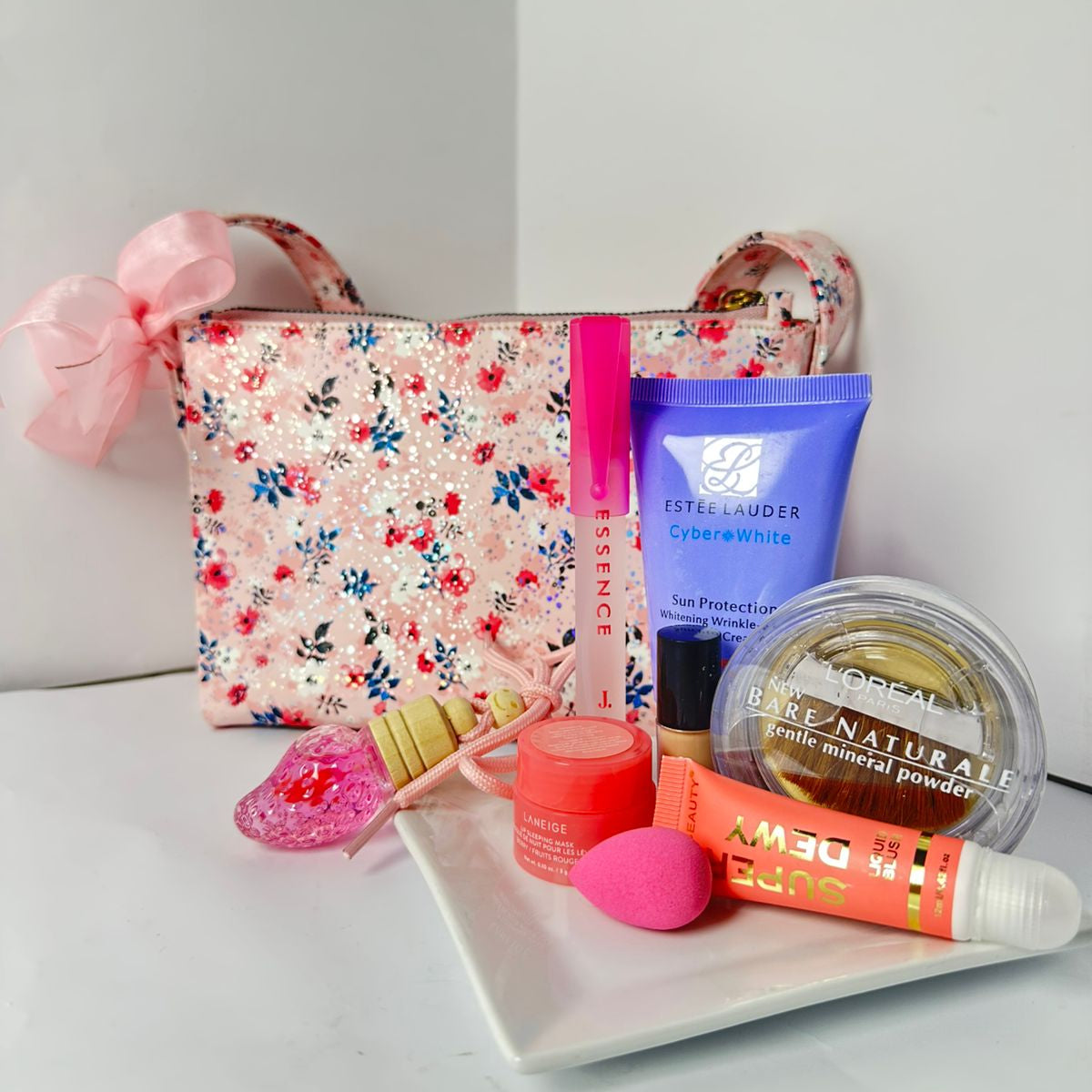 Mini Makeup for Effortless Daily Glam kit
