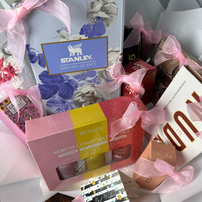 Luxury Gift Bouquet with Beauty & Skincare Essentials – Customizable