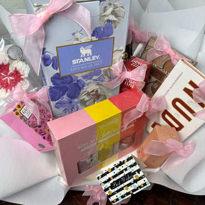 Luxury Gift Bouquet with Beauty & Skincare Essentials – Customizable
